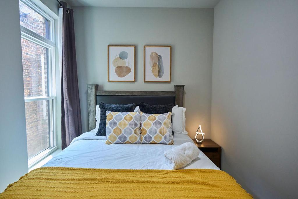 The Urban Manor By Luxuri365 Holiday home Chicago